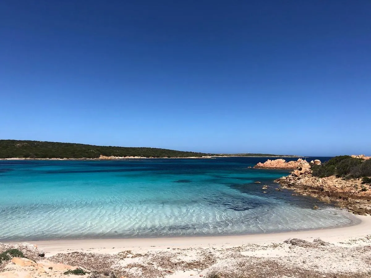 Casa vacanze Your Lovely And Elegant Home With Garden Sea View La Maddalena