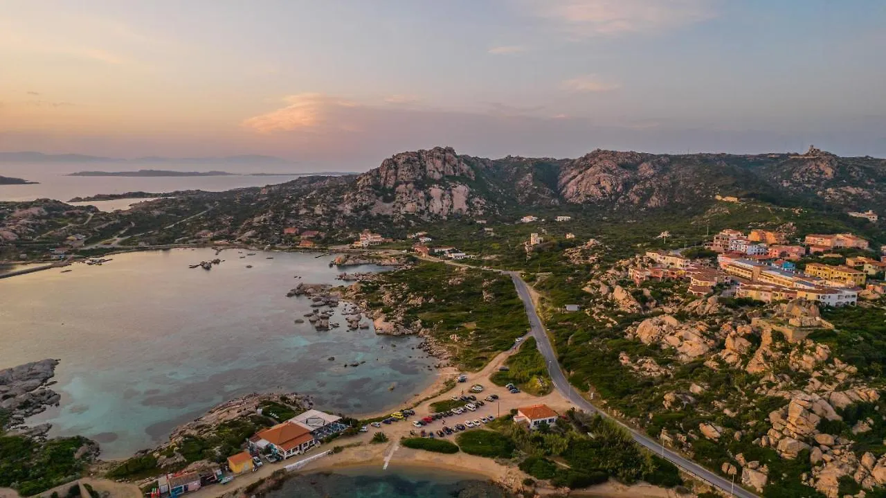 Casa vacanze Your Lovely And Elegant Home With Garden Sea View La Maddalena  Italia