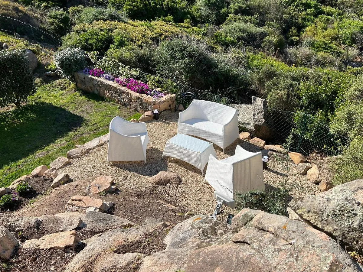 Casa vacanze Your Lovely And Elegant Home With Garden Sea View La Maddalena