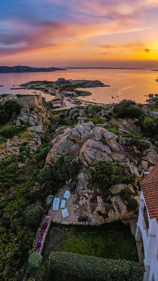 Your Lovely And Elegant Home With Garden Sea View La Maddalena  Casa vacanze La Maddalena (Sassari)
